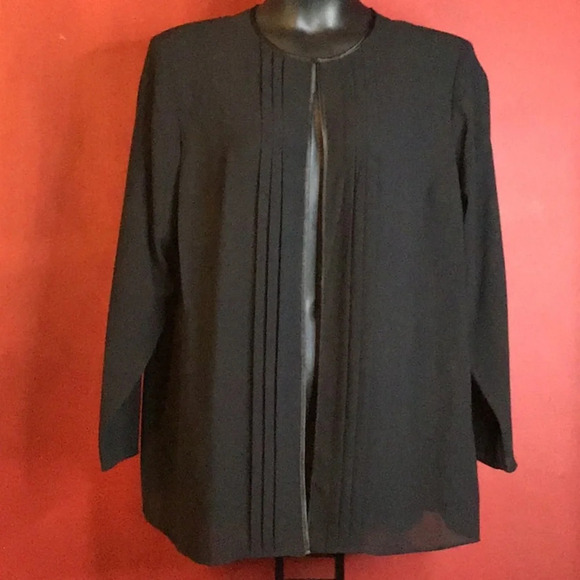 MONTEE COLLECTION TOP SIZE 18W - Picture 1 of 7